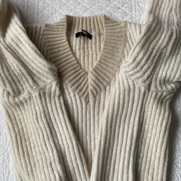 Apparis Anita Two Tone Ribbed Knit V Neck Sweater Cream Tan Large NEW - Picture 6 of 16